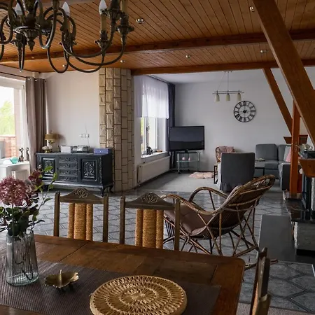Dom Na Wzgorzu Z Widokiem Na Jezioro Z Balia I Sauna
