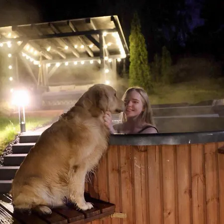 Dom Na Wzgorzu Z Widokiem Na Jezioro Z Balia I Sauna بيت للعطل Lipnica (Bytow)