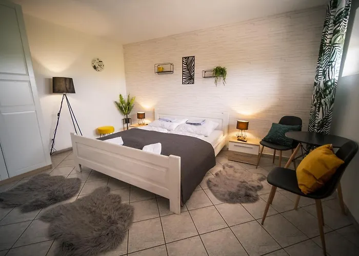 Dom Na Wzgorzu Z Widokiem Na Jezioro Z Balia I Sauna *