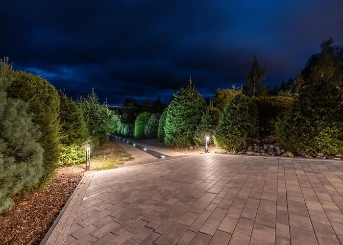 Dom Na Wzgorzu Z Widokiem Na Jezioro Z Balia I Sauna בית נופש *