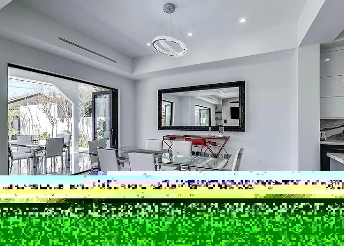 Dom Na Wzgorzu Z Widokiem Na Jezioro Z Balia I Sauna